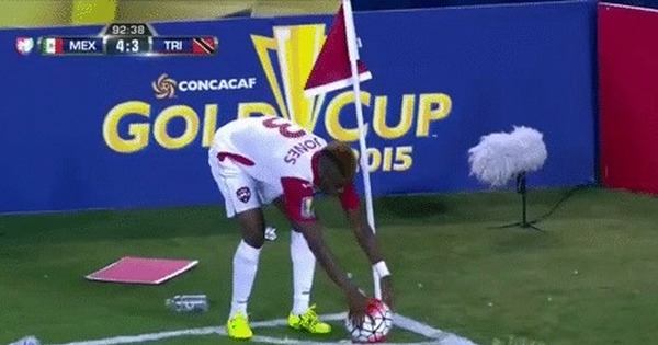 Cloudy with a chance of paper cups - Football, Konkakaf Cup, Mexico, Trinidad and Tobago, Goal, Болельщики, GIF