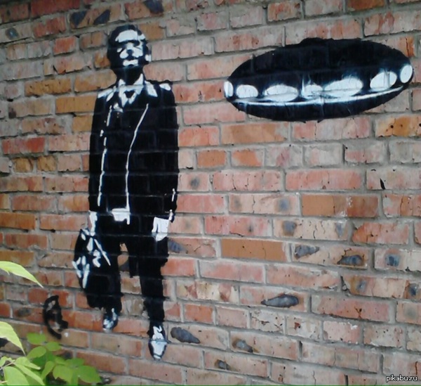 Ещё один простой, но интересный трафарет.