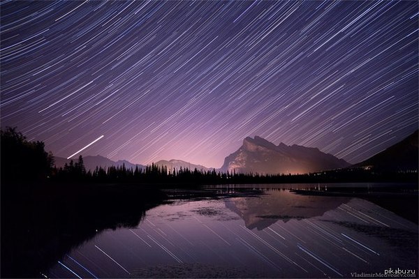 В ночь с 12 на 13 августа жители Земли могут наблюдать сильный звездопад — до 100 падающих метеорных тел в час.
