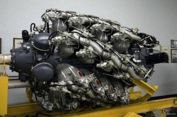   Pratt &amp; Whitney Aircraft Engine 