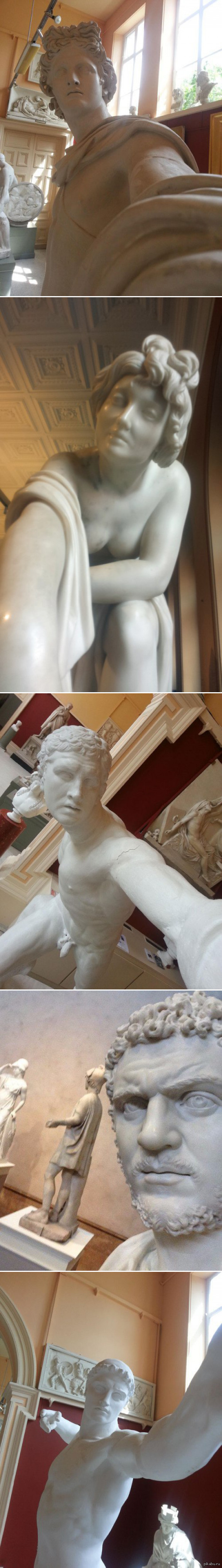 "Селфи от статуй"