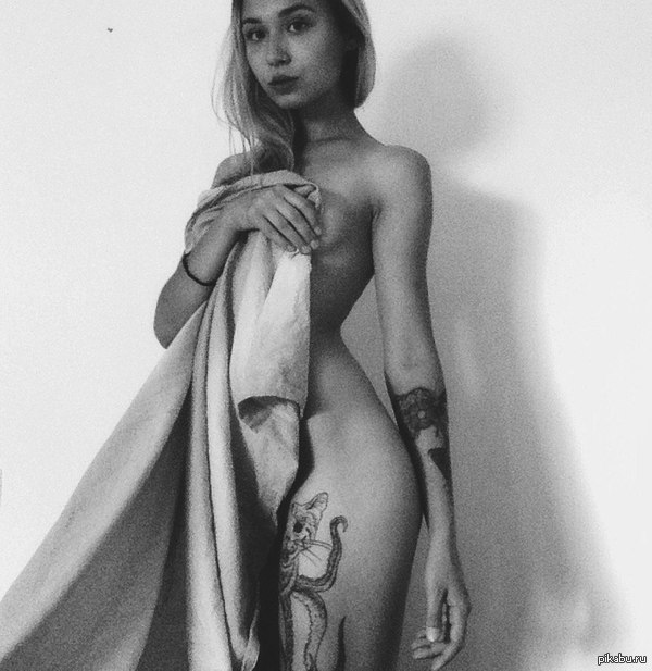 Beautiful tattoos - NSFW, Strawberry, Beautiful girl, Tattoo, Black and white