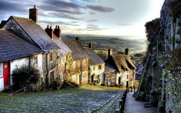 Утро в сказочном городке Шафтсбери, Великобритания