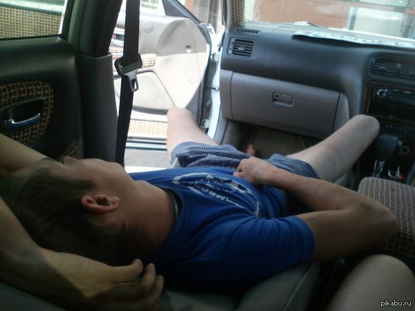 ����������