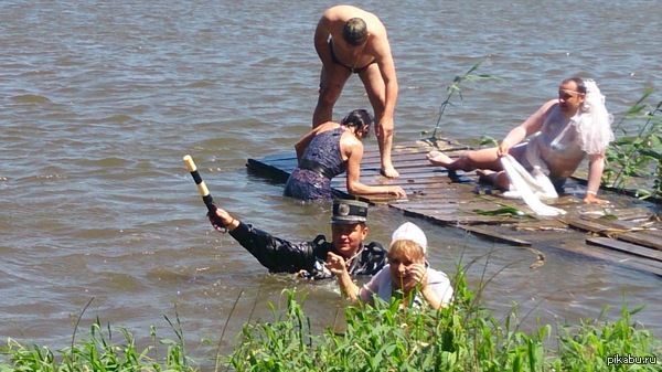 ���� ���