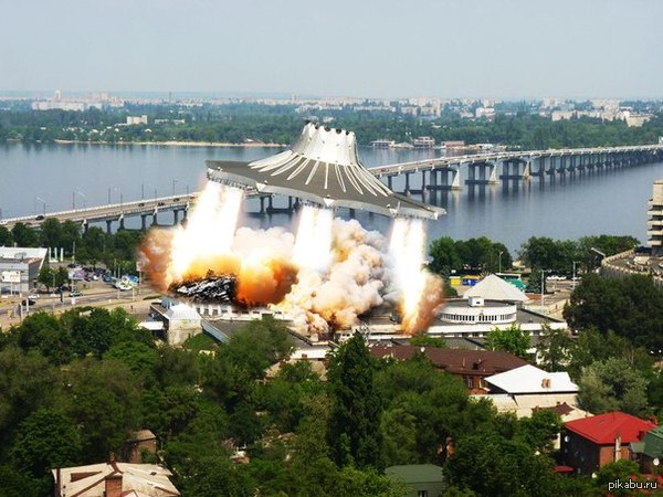 Цирк улетел