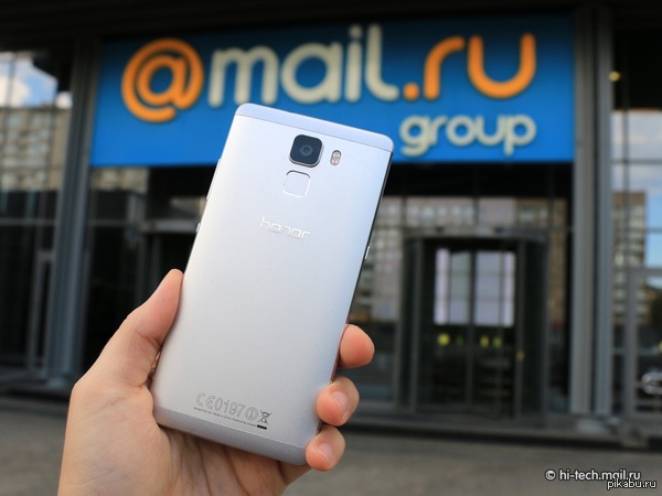 ������ �������� � ������� Mail.Ru Group. ����� Honor 7