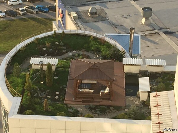 Красиво жить не запретишь.