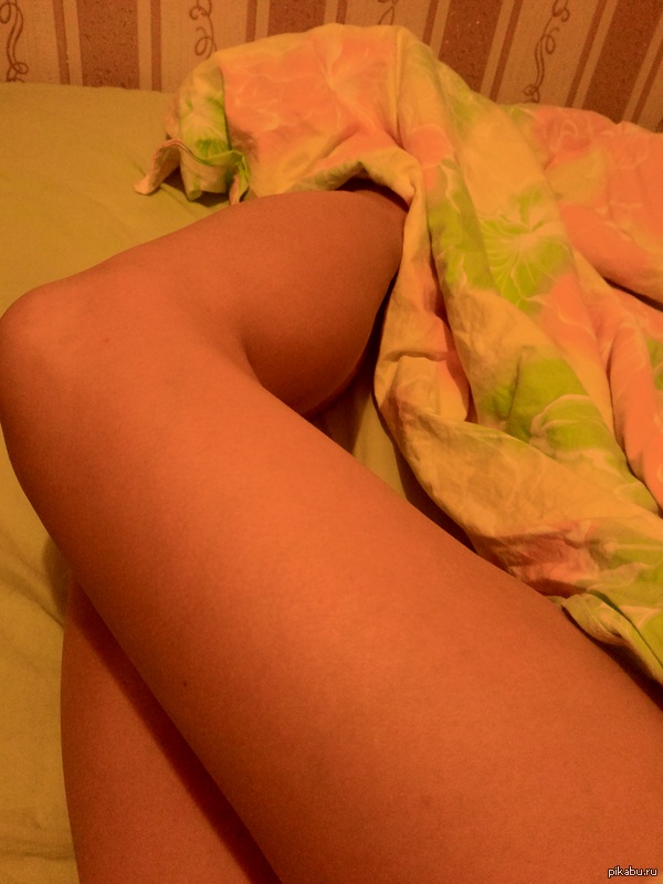 Legs;) - My, NSFW, Bed, Legs