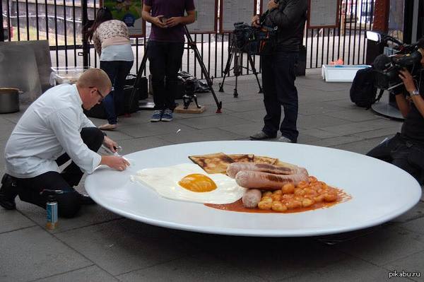 Завтрак - должен быть плотным и огромным.