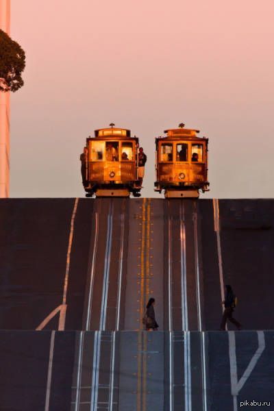 И сразу вспоминается игра Driver