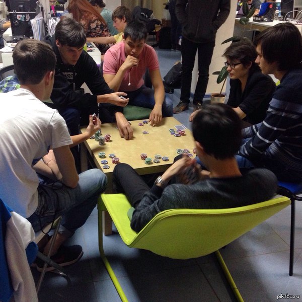 А вот так в Астрахани проходит хакатон