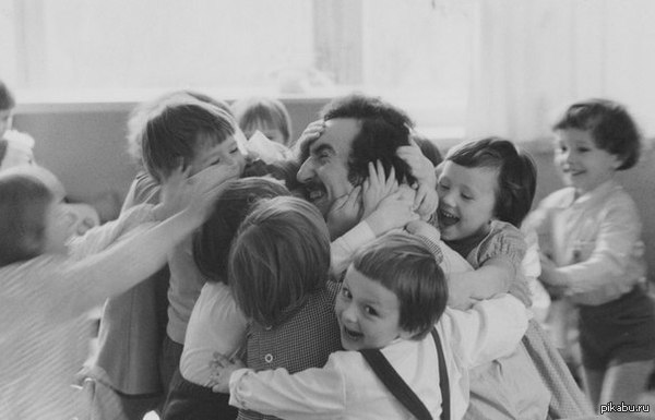      , 1982 .