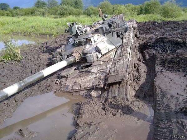 Грязи не боятся.... - Водитель, Танки, Моё, Грязь