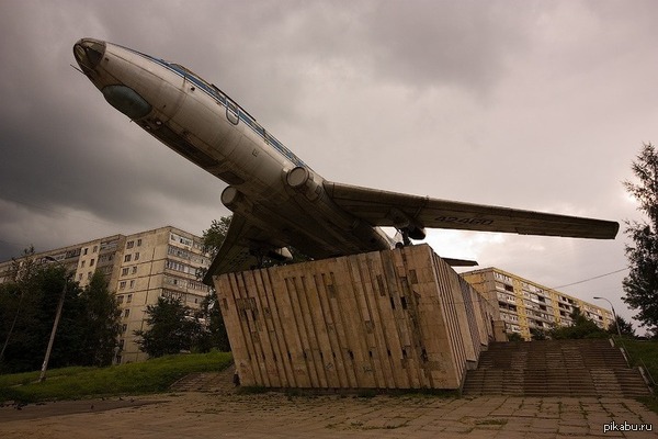 Рыбинск. Самолет