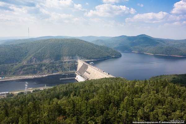 Зейская ГЭС