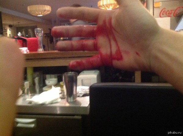 Когда у любимой эти дни.