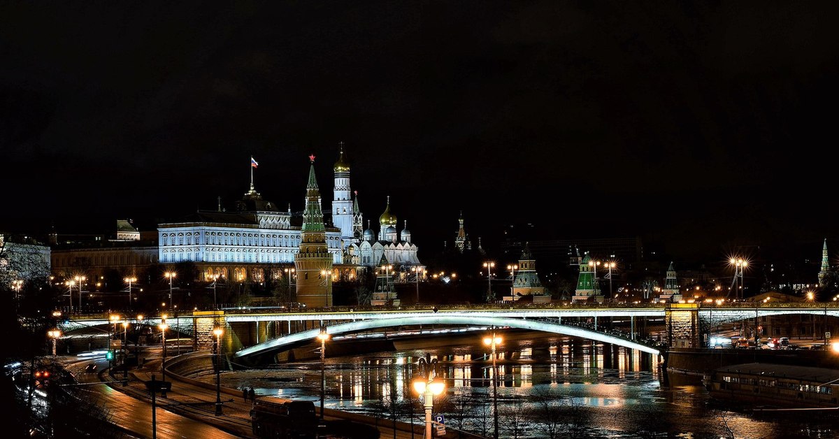 Работа в ночь в москве. Ночная Москва парламент. Цвет ночная Москва. Ночная Москва 2021 фото. Ночное САО Москва.