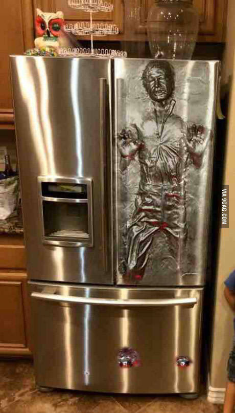 "День 4. Жене по-прежнему не нравится ее рождественский подарок."