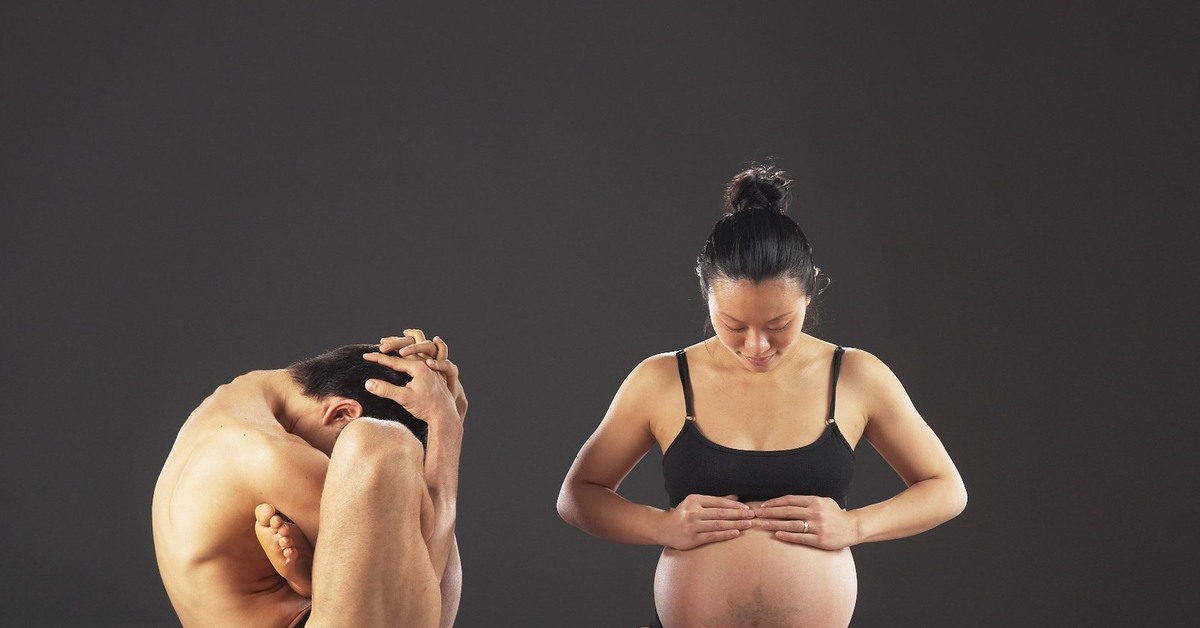 Позы второго триместра. Йога для беременных. Позы в йоге для беременных. Парная йога с беременной.