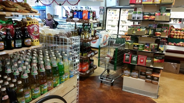 Русский магазин в Los Angeles, даже продавщицы ведут себя немного по хамски