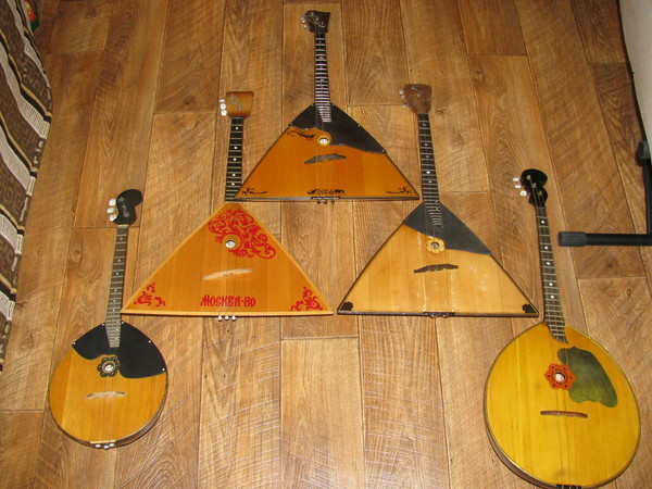 Стая балалаек улетает на юг