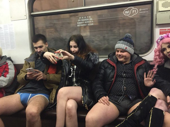 В метро без штанов
