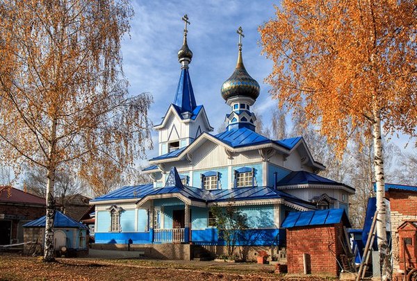 Церковь божья ижевск. Храм Успения Пресвятой Богородицы Ижевск. Храм Успения Пресвятой Богородицы Чайковский.