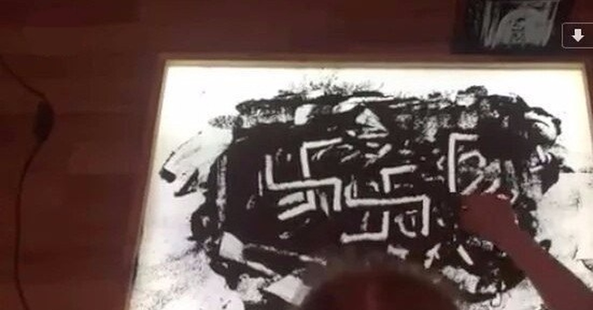 прах деда мем. прах деда. прах деда недорого. шутки про прах деда. случайно пролил самогон на прах деда.