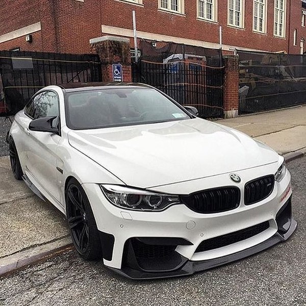 BMW M4.  ! Bmw M4, 