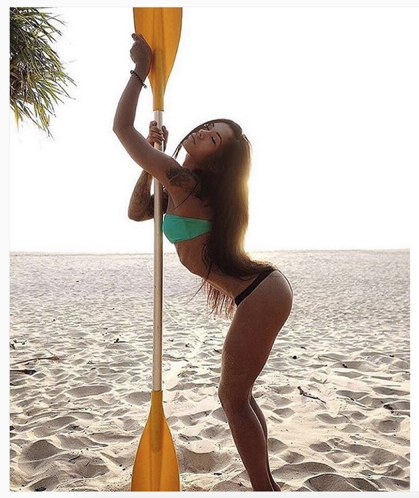 "Девушка с веслом ". Наши дни.