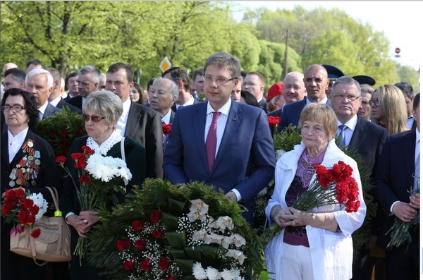 В Латвии не только нацисты живут! Празднование Дня Победы в Риге! 9 мая - День Победы, Победа, Память, Рига, Праздники, Мэр Риги Ушаков, Длиннопост