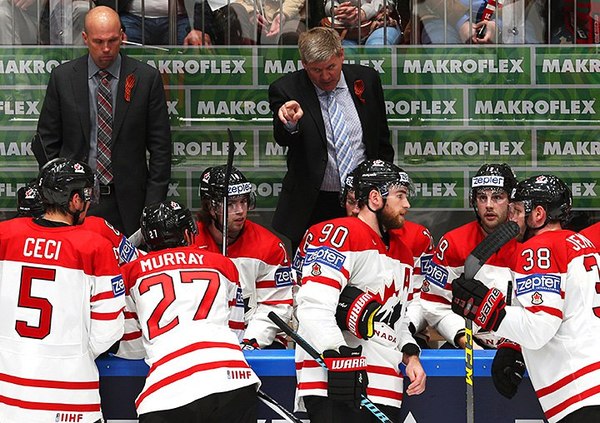 Тренерский состав сборной Канады на матче с Беларусью.