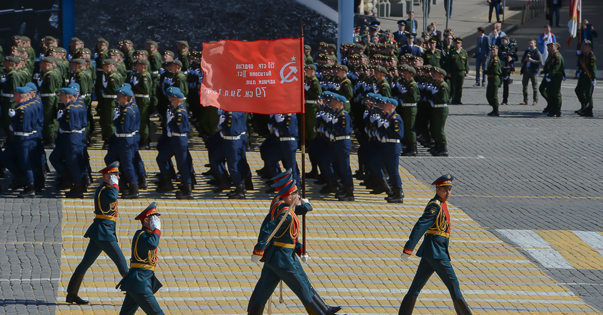 Парад 9 мая 2015 в москве. 2 3 мая 2015. Парад 9 мая 2023 в москве на красной площади. 2 3 мая 2015. 2 3 мая 2015.
