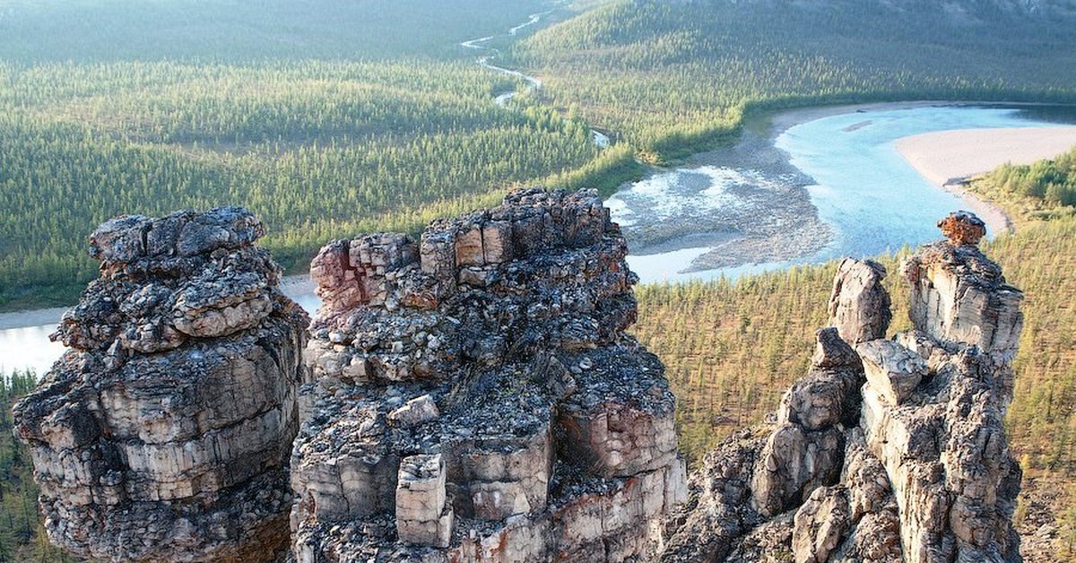 Красноярский край какое время. Река Котуйкан. Красноярский край.. Плато Анабар Анабарское плато. Река Котуй Красноярский край. Река Котуй Анабарское плато.