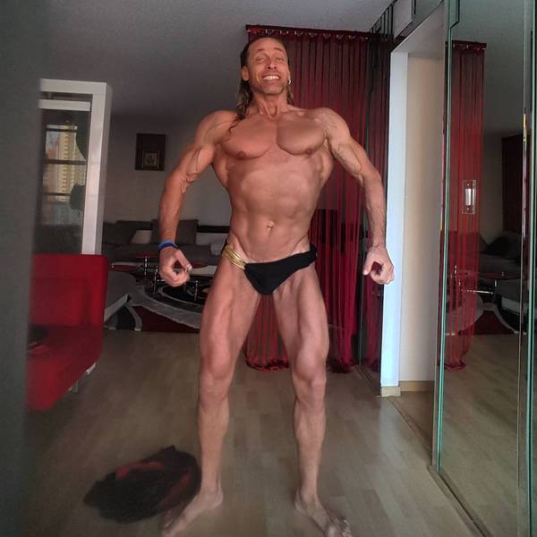 А когда-то ты считал Тарзана самым накаченным