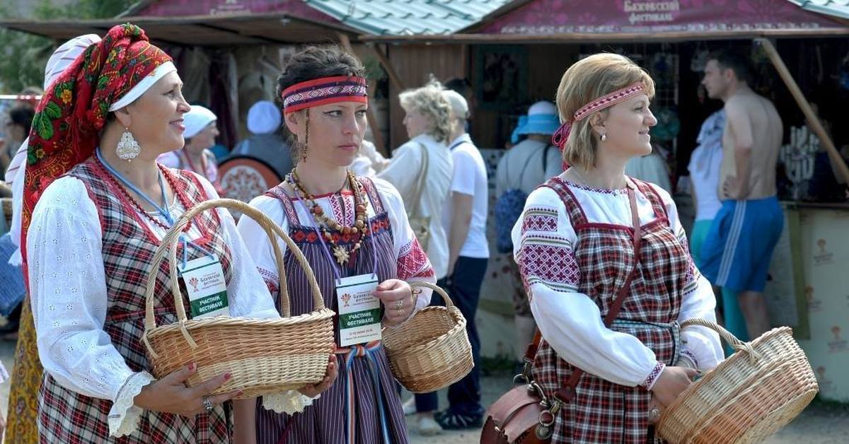 Фестивали южного урала. Фестиваль народного творчества Бажовка. Бажовский фестиваль народного творчества в Челябинской области. Бажовский фестиваль 2023. Демарино Бажовский фестиваль.