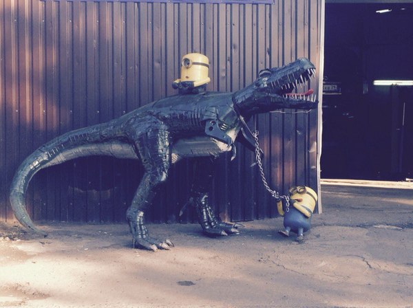 Пришли в Москву творить зло или добро?