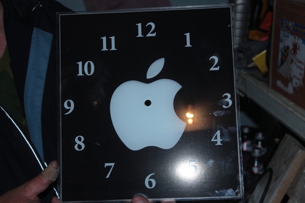 �������� �� �� ���� Apple