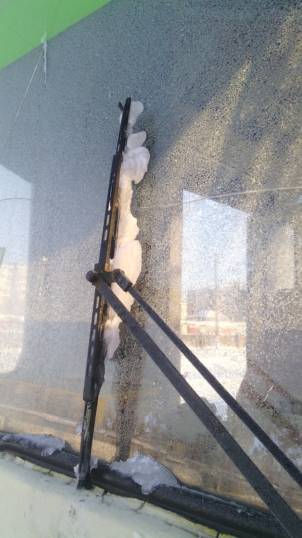 Суровая зима выдалась Трамвай, Депо, Зима, Снег, Электро, Транспорт, Длиннопост