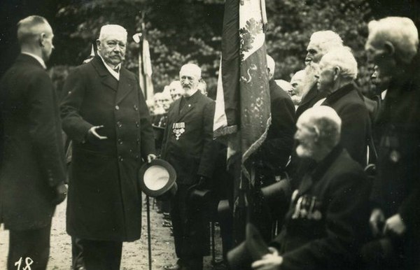 Встреча рейхспрезидента Гинденбурга с ветеранами Датско-прусской войны.