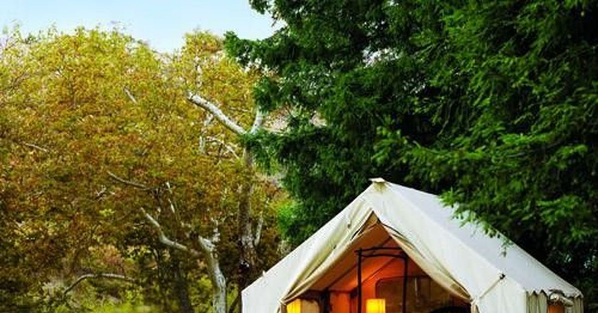 Глэмпинг адрия. Глэмпинг отдохнуть. Глэмпинг с чаном. Бунгало глэмпинг. Зелёная тропа глэмпинг тульская.