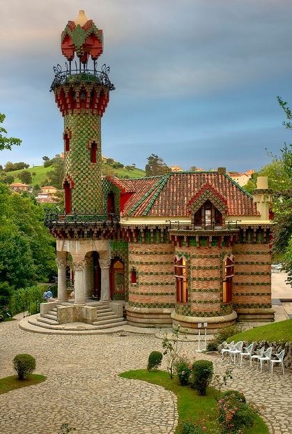 Антонио Гауди