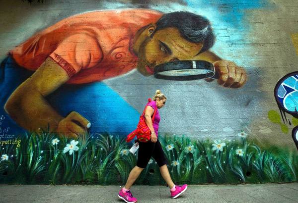 Ну куда же ты так спешишь, моя лилипуточка?