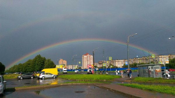 Радуга после дождя в Питере
