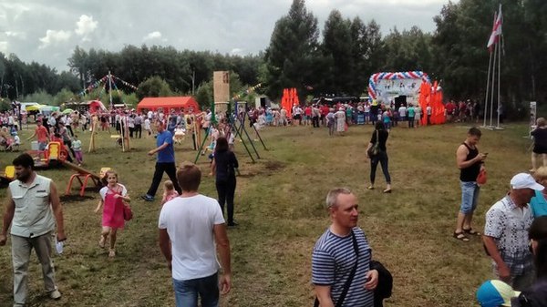 парк 300 летия футбольное поле. Смотреть фото парк 300 летия футбольное поле. Смотреть картинку парк 300 летия футбольное поле. Картинка про парк 300 летия футбольное поле. Фото парк 300 летия футбольное поле