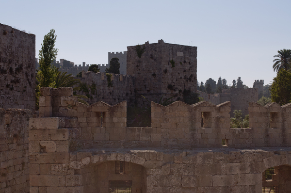 Стены старого города