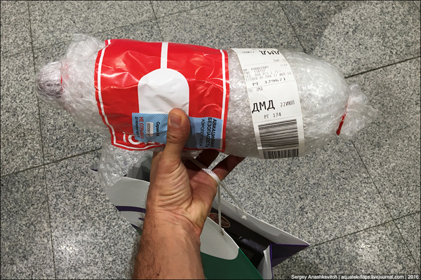 Как перевозить алкоголь в самолете, если вы летите только с ручной кладью Самолет, Багаж, Алкоголь, Перевозка, Ручная кладь, Сергей Анашкевич, LiveJournal, Длиннопост