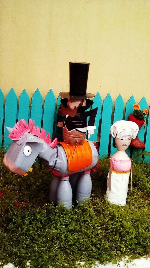           Look at my horse, , , 