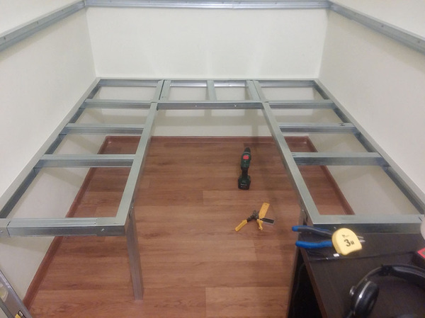 Полки для кладовки своими руками в частном доме